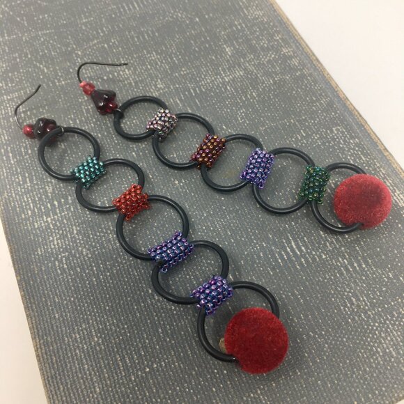 Handmade Long Black 'O' Shape Rubber Seed Bead Red Velvet Drop Dangle Earrings - Picture 2 of 13